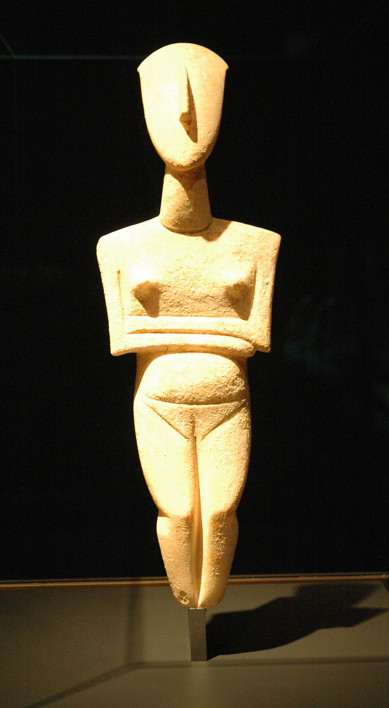 pregnant Cycladic figurine Getty Villa 90.AA.114
